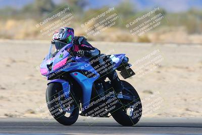 media/Jan-10-2025-CVMA Friday Practice (Fri) [[489e0da257]]/Group 4 and Trackday/Session 5 (Turn 7)/